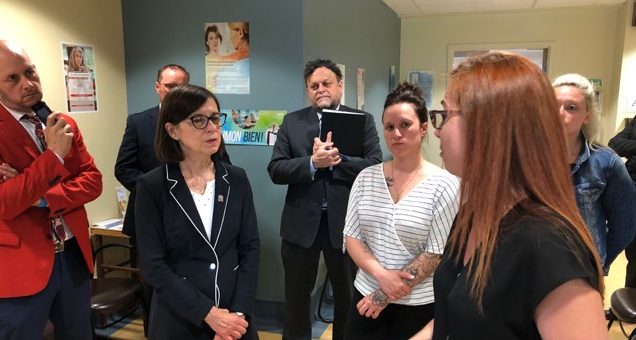 The Minister of Health and Social Services visits the Hôpital Notre-Dame-de-Fatima – The SPSICR-BSL welcomes Ms. McCann’s initiative