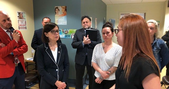 Visite de la ministre de la Santé et des Services sociaux à l’Hôpital Notre-Dame-de-Fatima – Le SPSICR-BSL salue l’initiative de madame McCann.