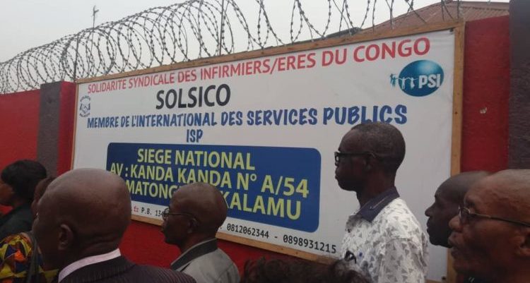Solidarité syndicale : 60 professionnelles en soins formées pour prévenir la propagation du virus Ébola